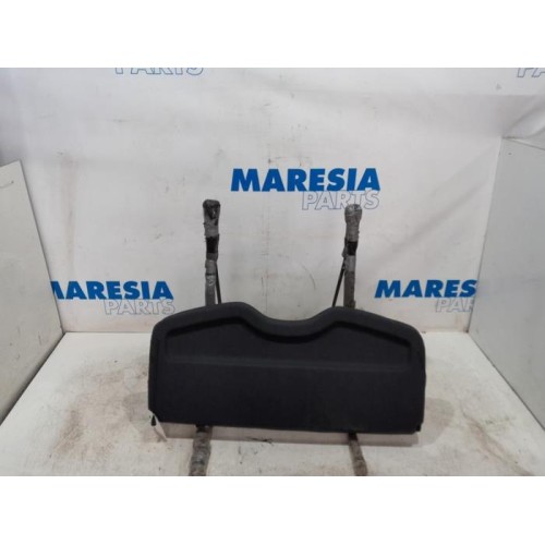 Renault - Clio - Parcel shelf