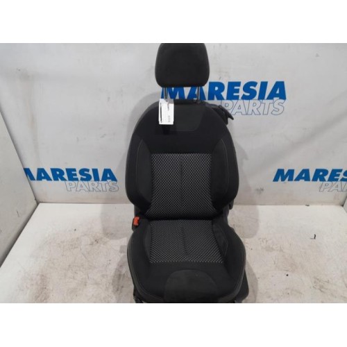 Citroen - DS3 - Seat, left