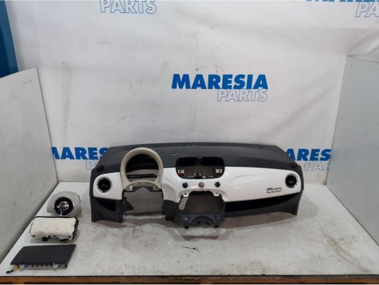 Fiat - 500 - Airbag set + dashboard