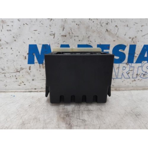 Peugeot - 207 - Fuse box