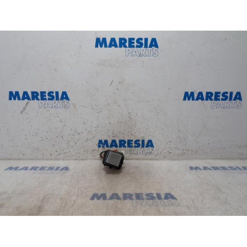 Peugeot - 207 - Heater resistor