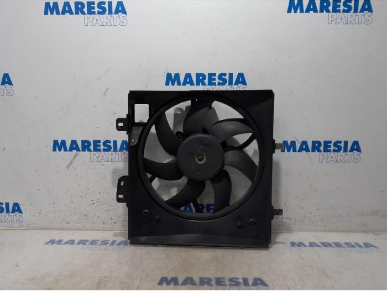 Peugeot - 207 - Fan motor
