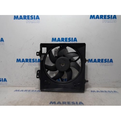 Peugeot - 207 - Fan motor