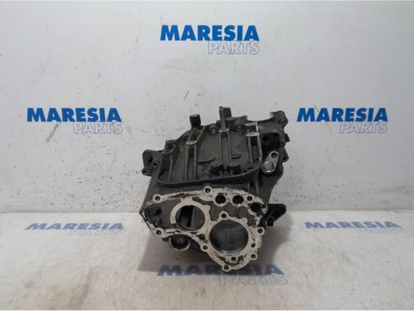 Peugeot - 5008 - Gearbox casing
