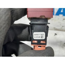 Peugeot - Partner - Panic lighting switch