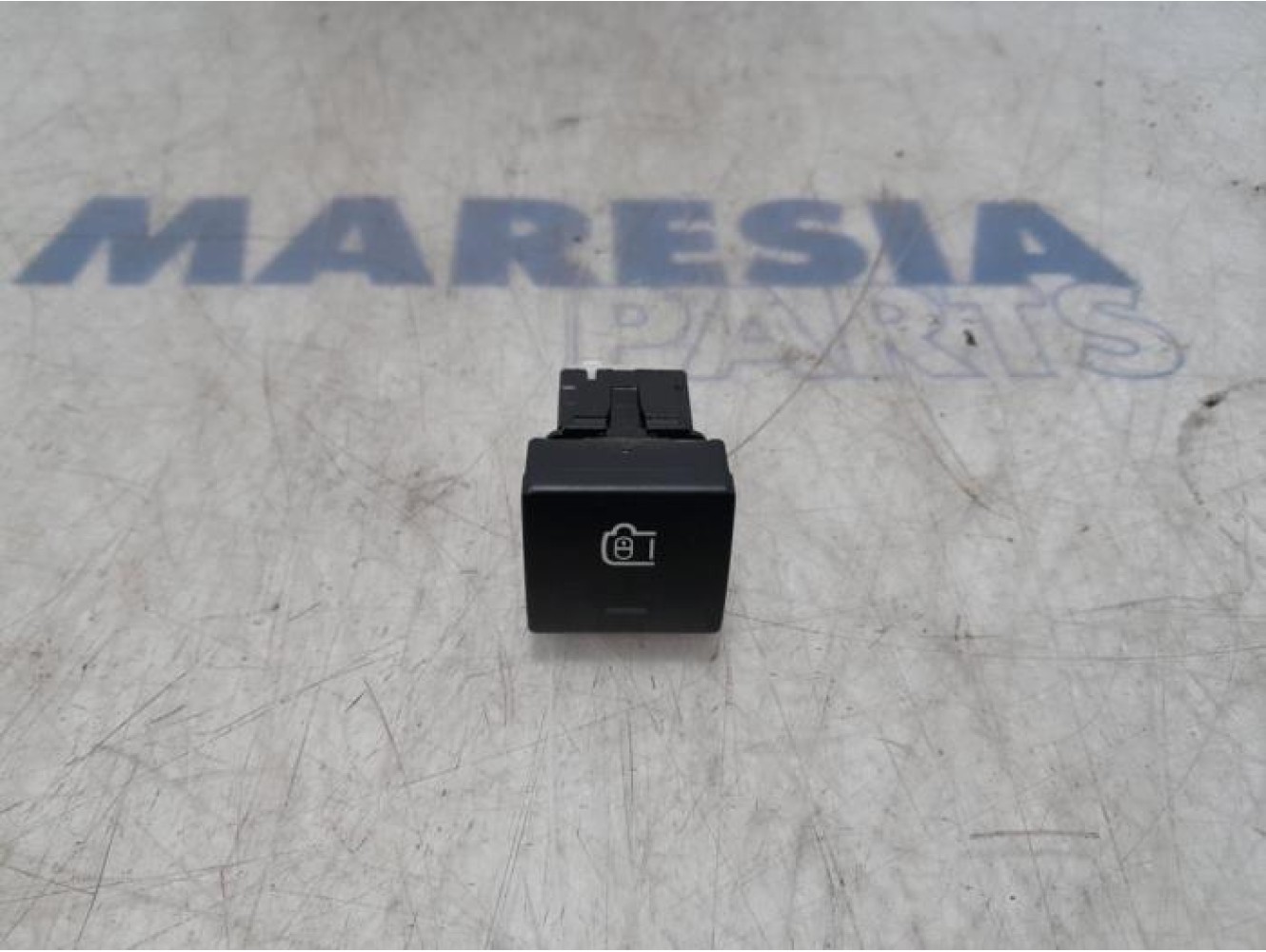 Peugeot - Partner - Central locking switch