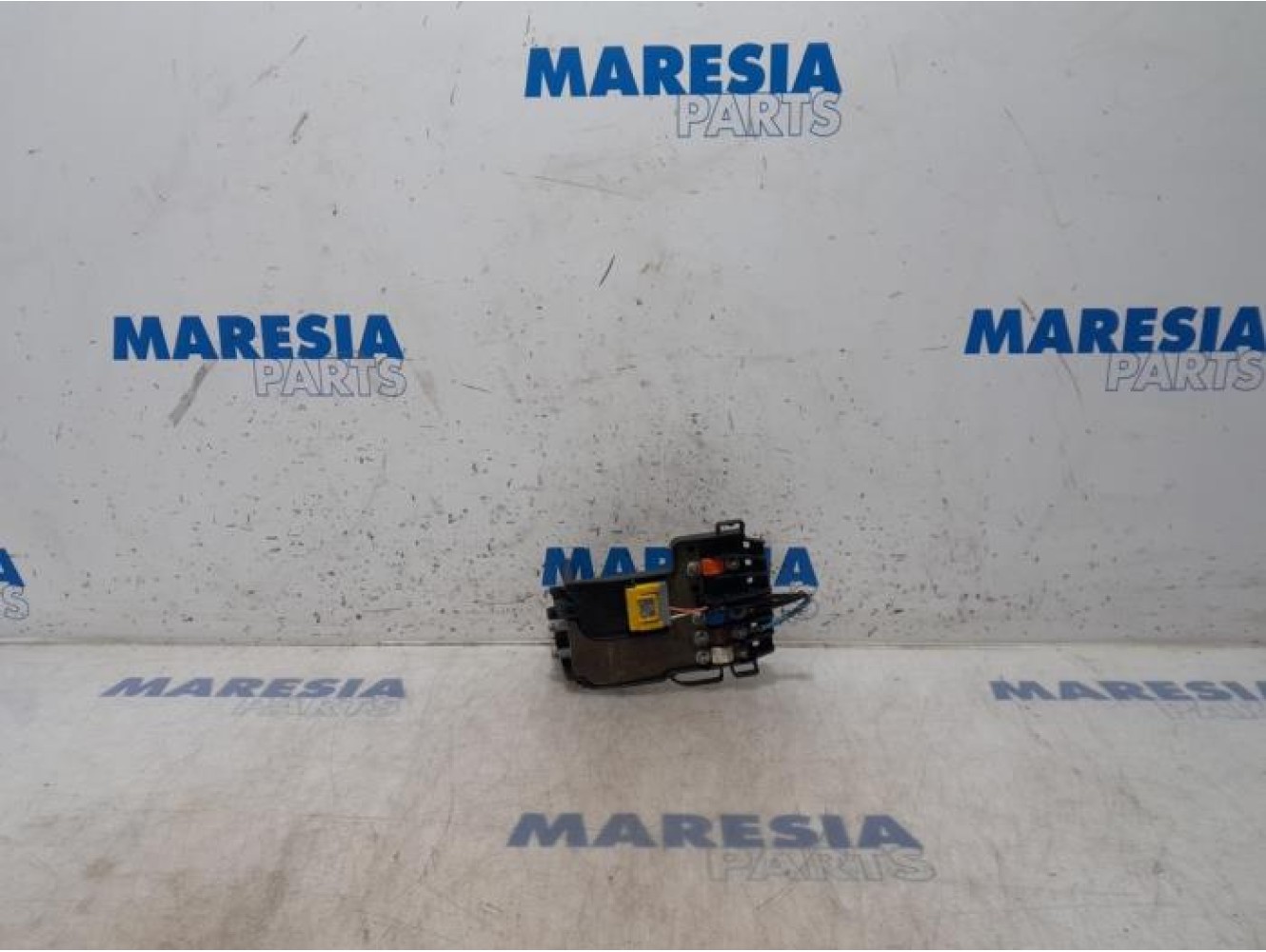 Peugeot - Partner - Fuse box