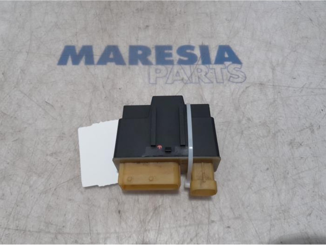 Citroen - DS3 - Glow plug relay