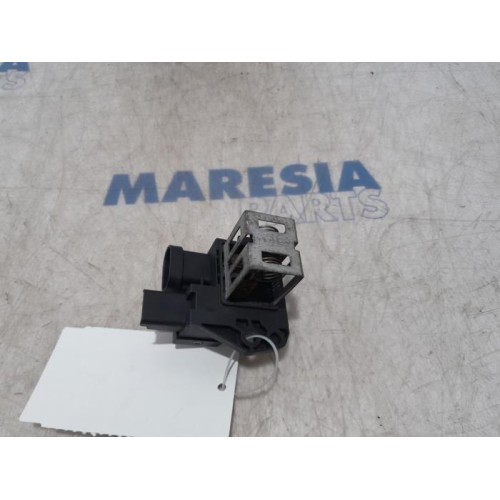 Citroen - DS3 - Cooling fan resistor