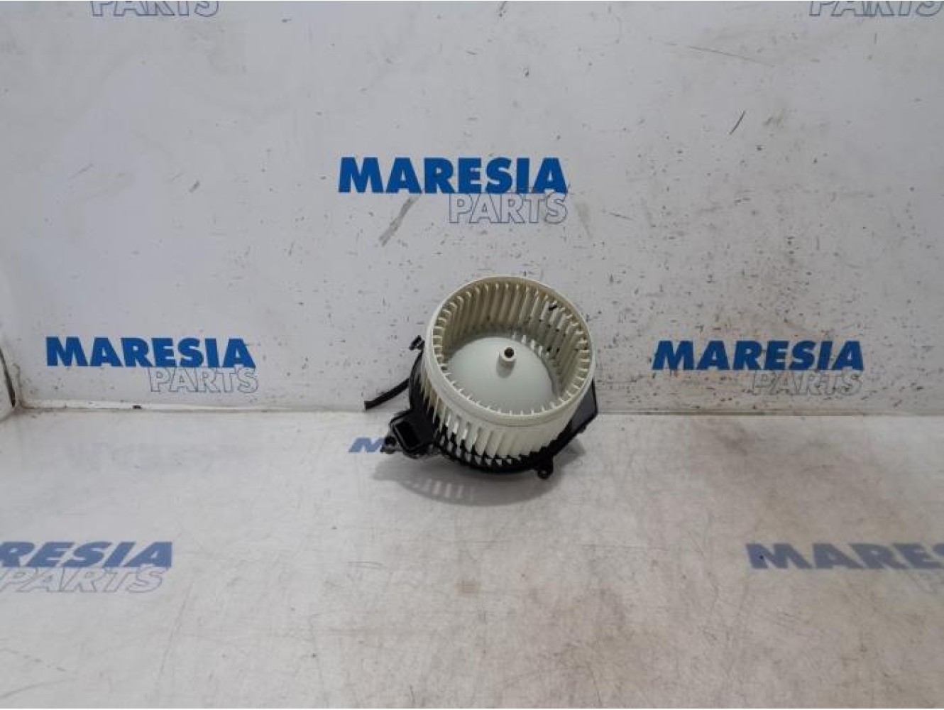 Peugeot - Partner - Heating and ventilation fan motor