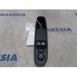 Fiat - Punto - Multi-functional window switch