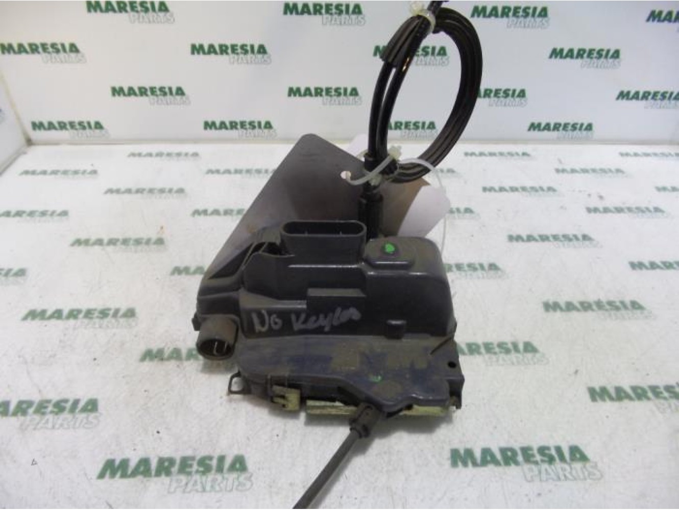 Renault - Laguna - Front door lock mechanism 4-door, right