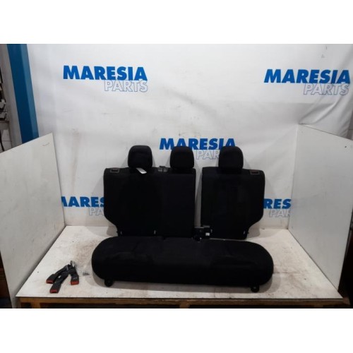 Citroen - C3 - Rear bench seat