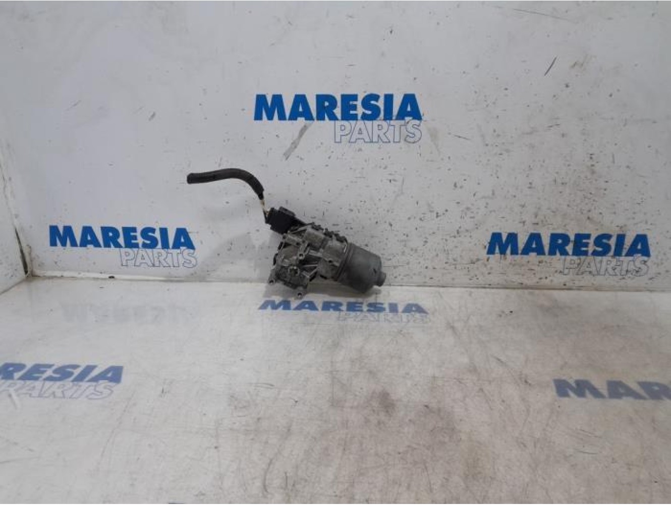 Fiat - Doblo - Front wiper motor