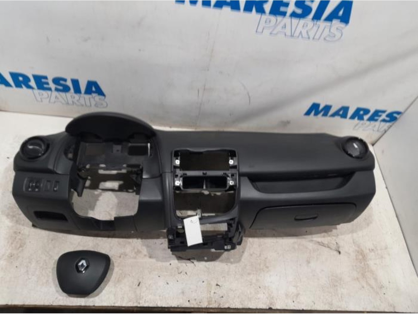 Renault - Clio - Airbag set + dashboard