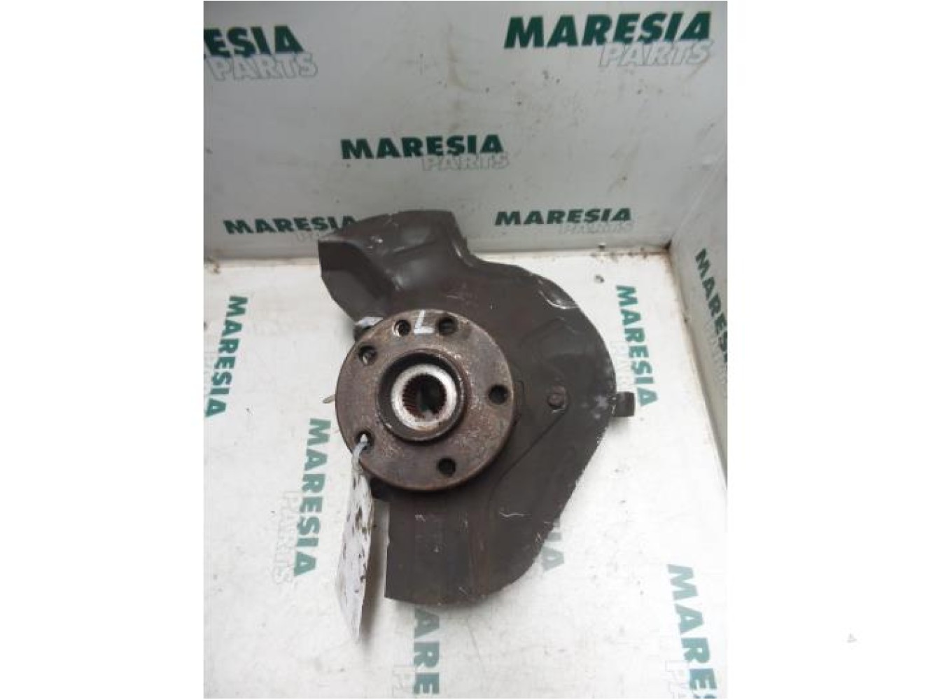 Peugeot - 807 - Fusee links-voor