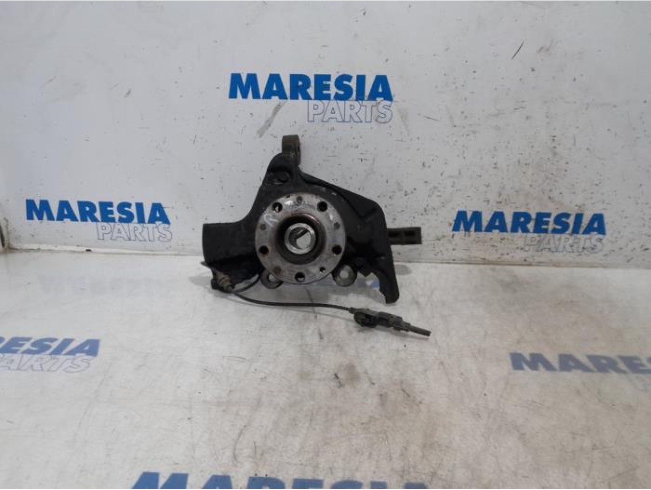 Fiat - Doblo - Knuckle, front right