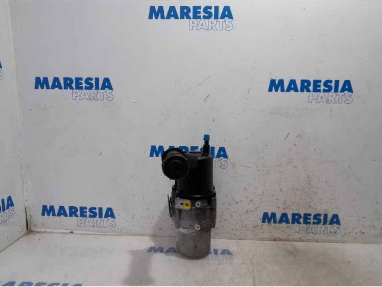 Peugeot - 5008 - Power steering pump