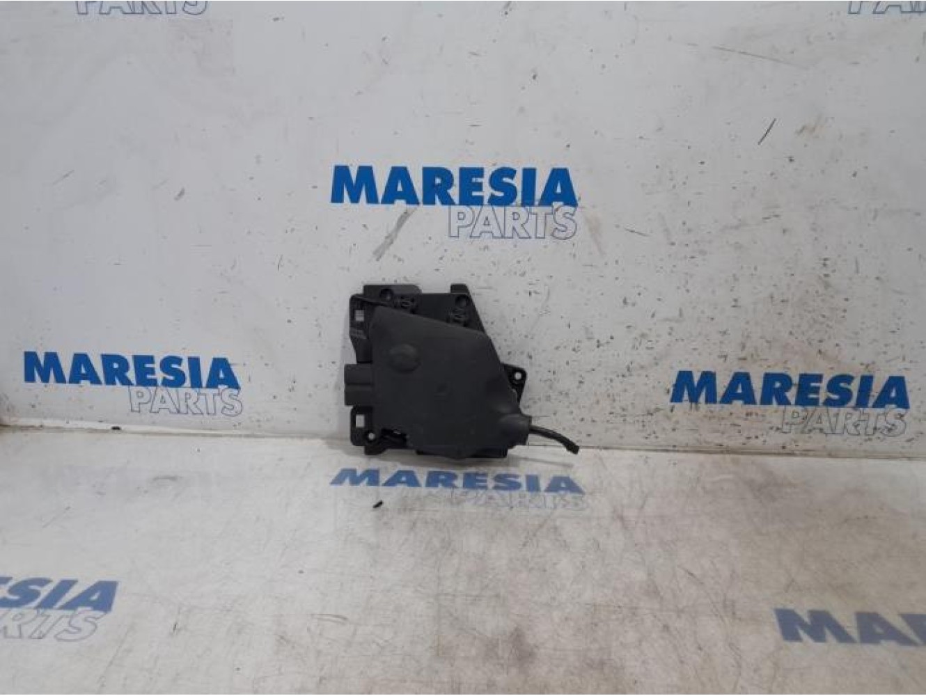 Citroen - DS3 - Fuse box