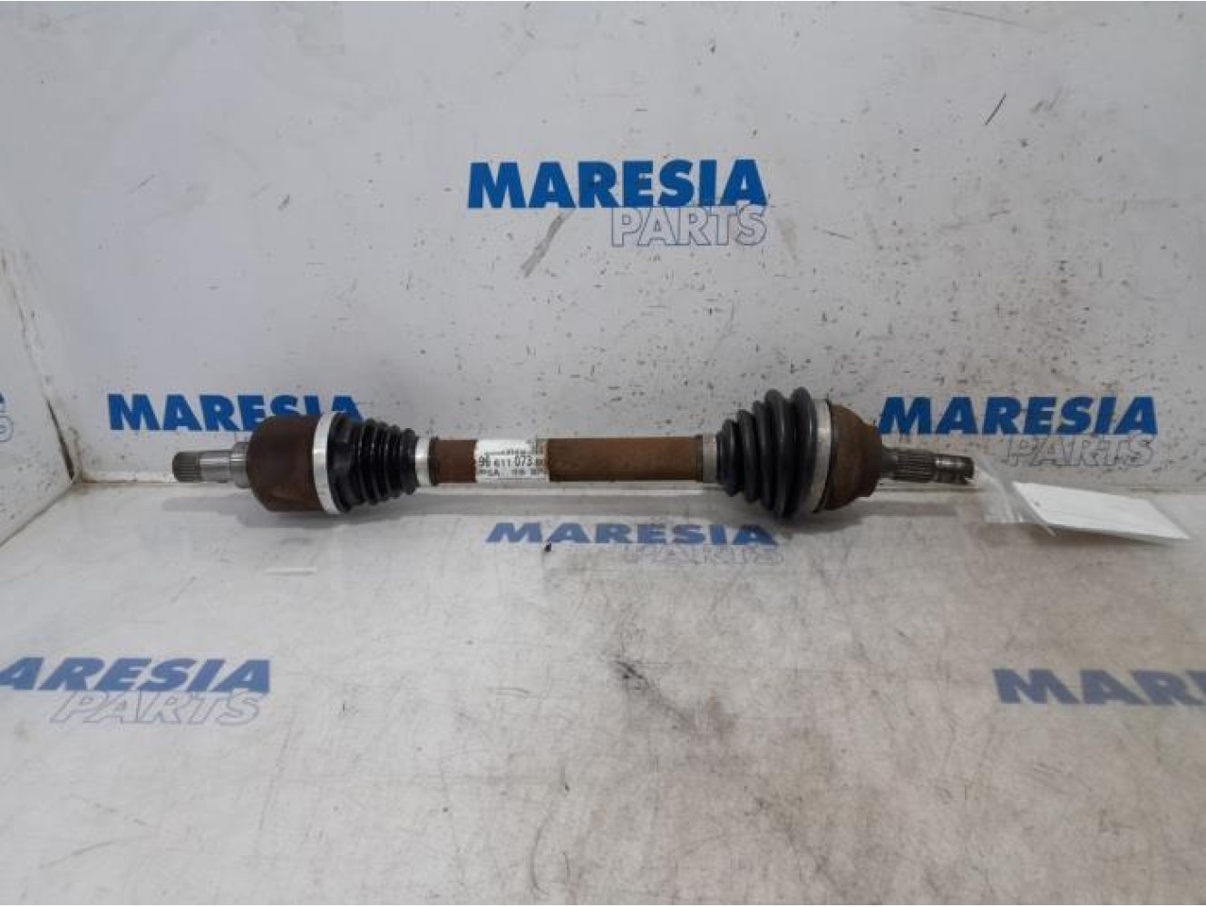 Citroen - DS3 - Front drive shaft, left