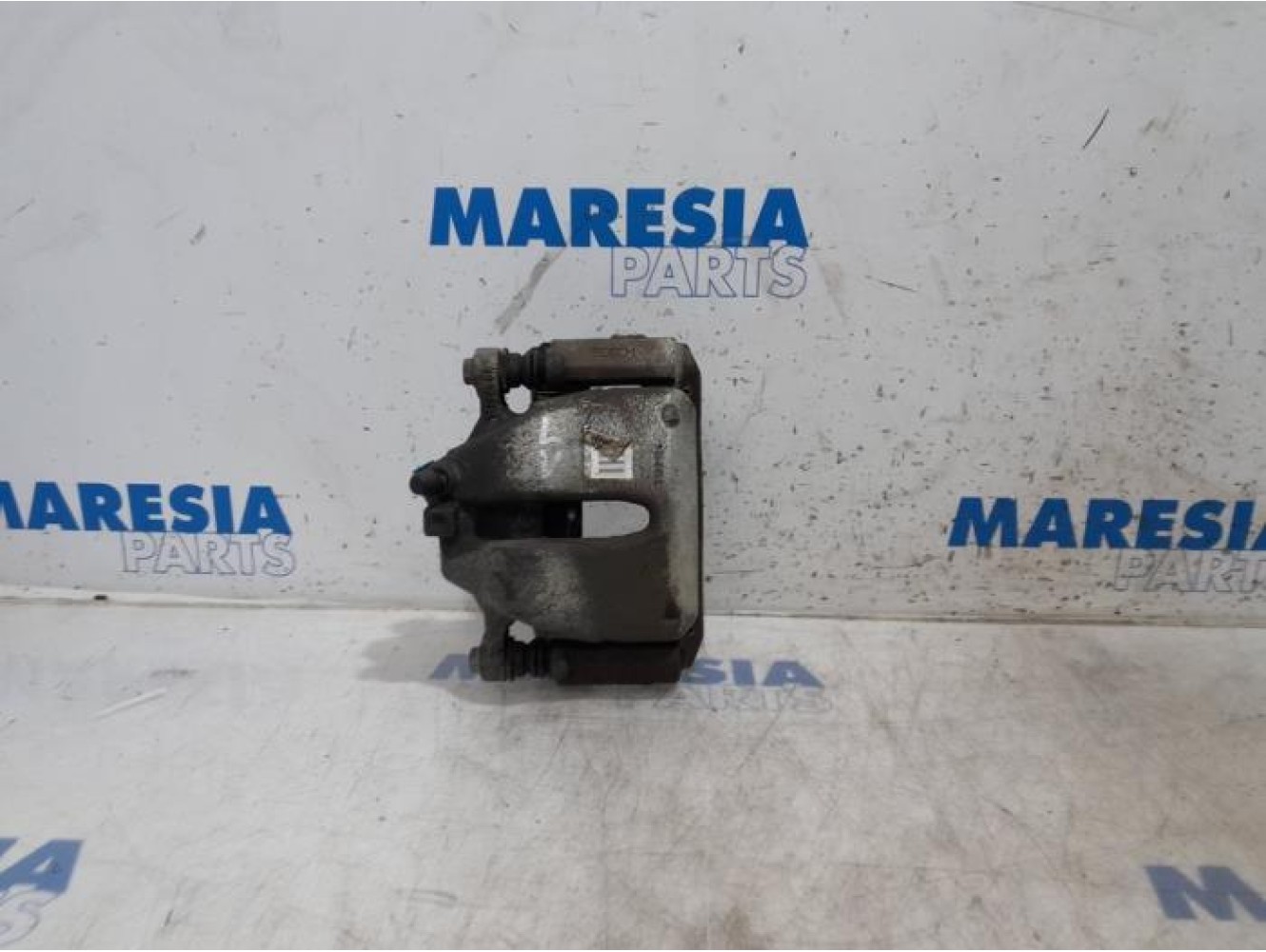 Citroen - DS3 - Front brake calliper, left