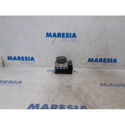 Citroen - DS3 - ABS pump