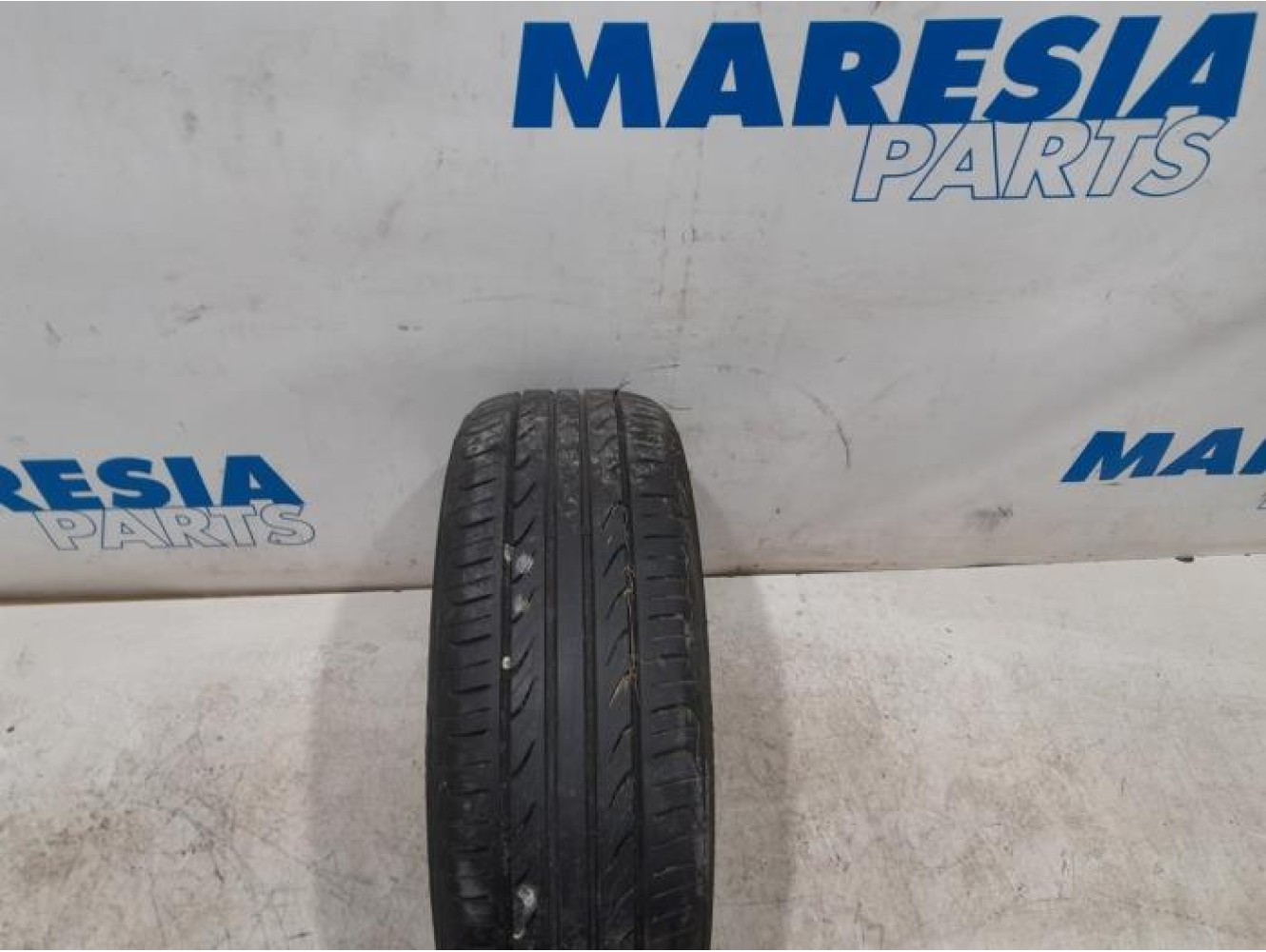 Renault - Clio - Tyre