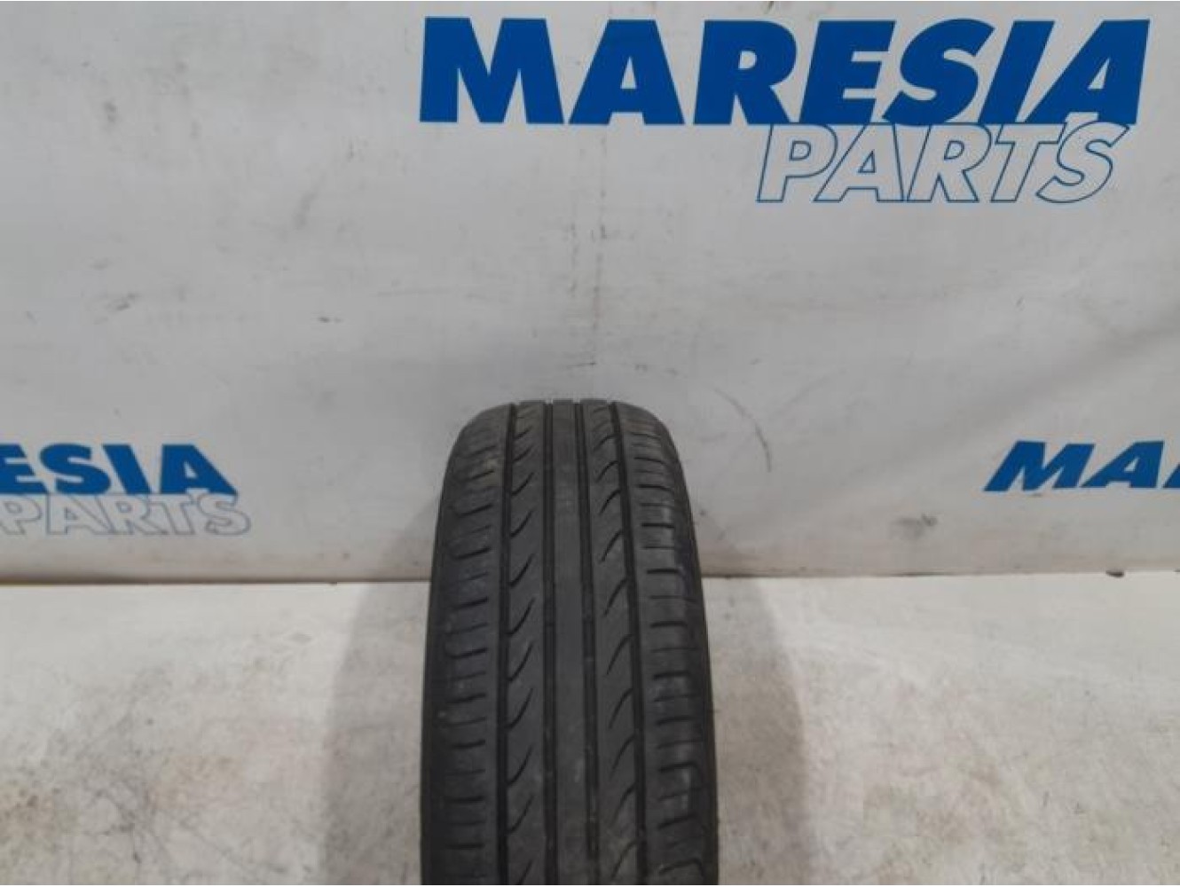 Renault - Clio - Tyre