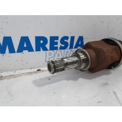 Renault - Clio - Front drive shaft, left
