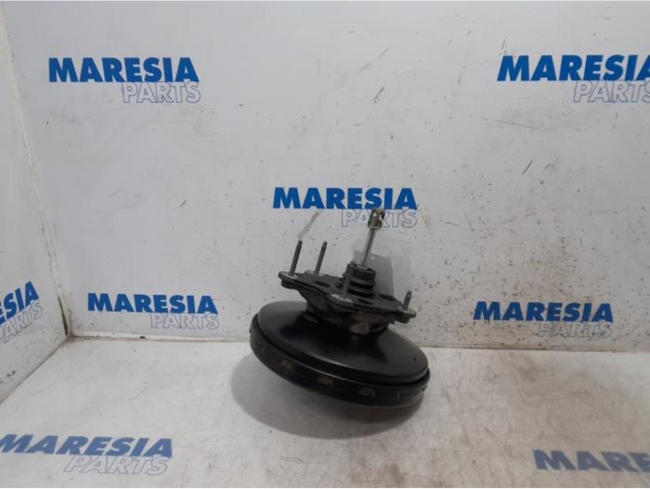 Renault - Clio - Brake servo