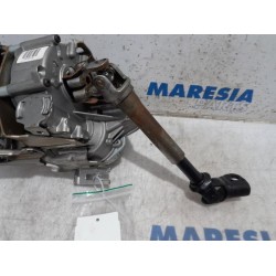 Renault - Clio - Steering column housing
