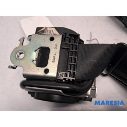 Renault - Clio - Front seatbelt, right