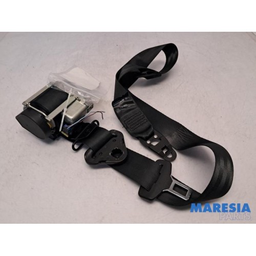 Renault - Clio - Front seatbelt, right