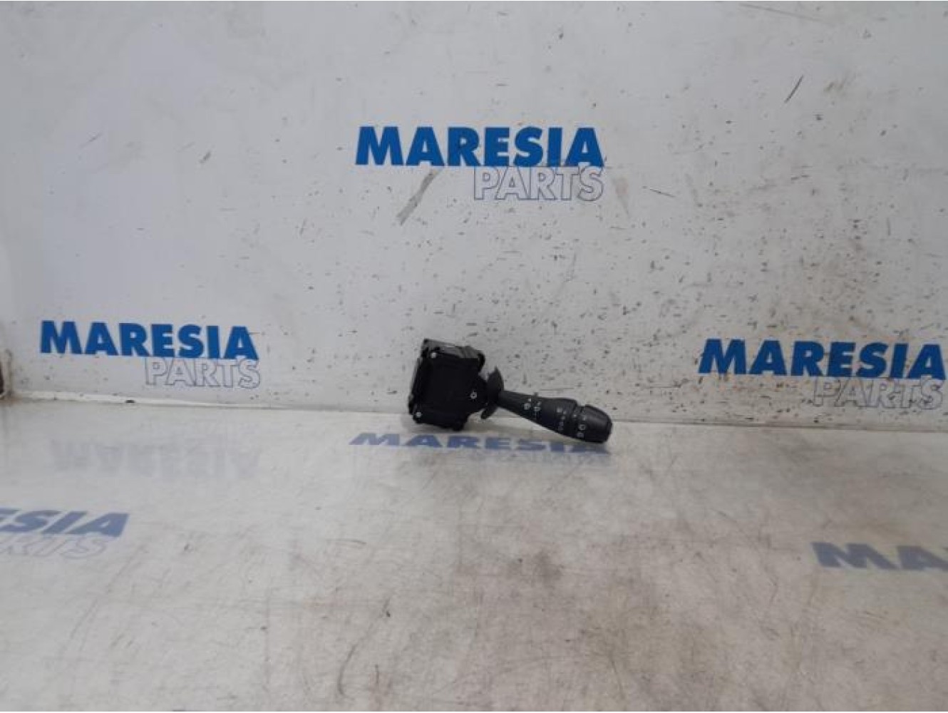 Renault - Clio - Wiper switch