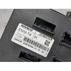 Renault - Clio - Central door locking module