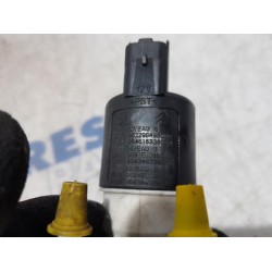 Peugeot - Partner - Scheibensprüherpumpe vorne
