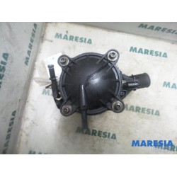 Citroen - Xantia - Boîtier de filtre carburant