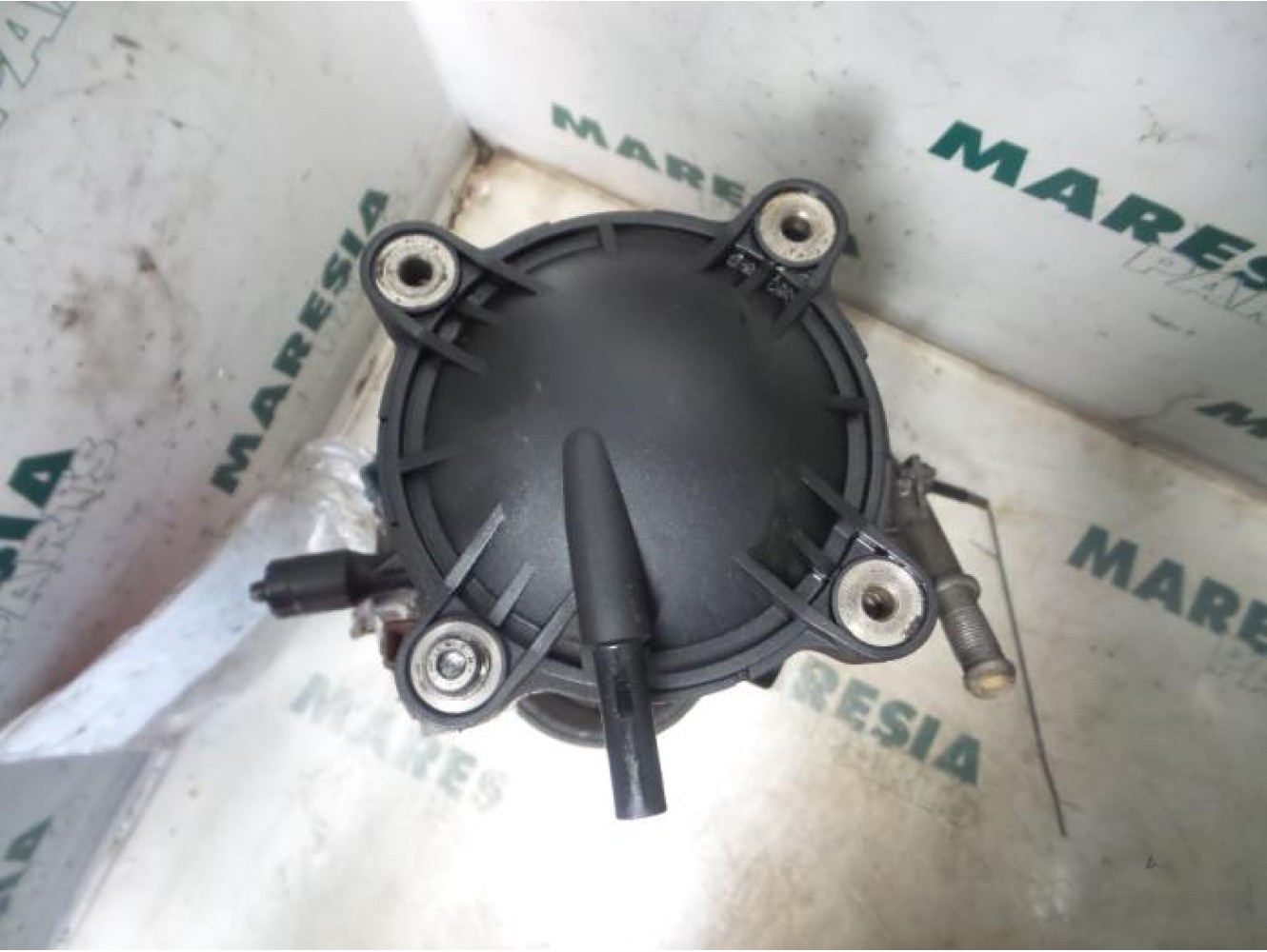 Citroen - Xantia - Boîtier de filtre carburant