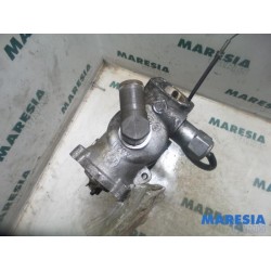 Citroen - Xantia - Boîtier de filtre carburant