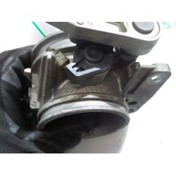 Renault - Megane Scenic - Throttle body