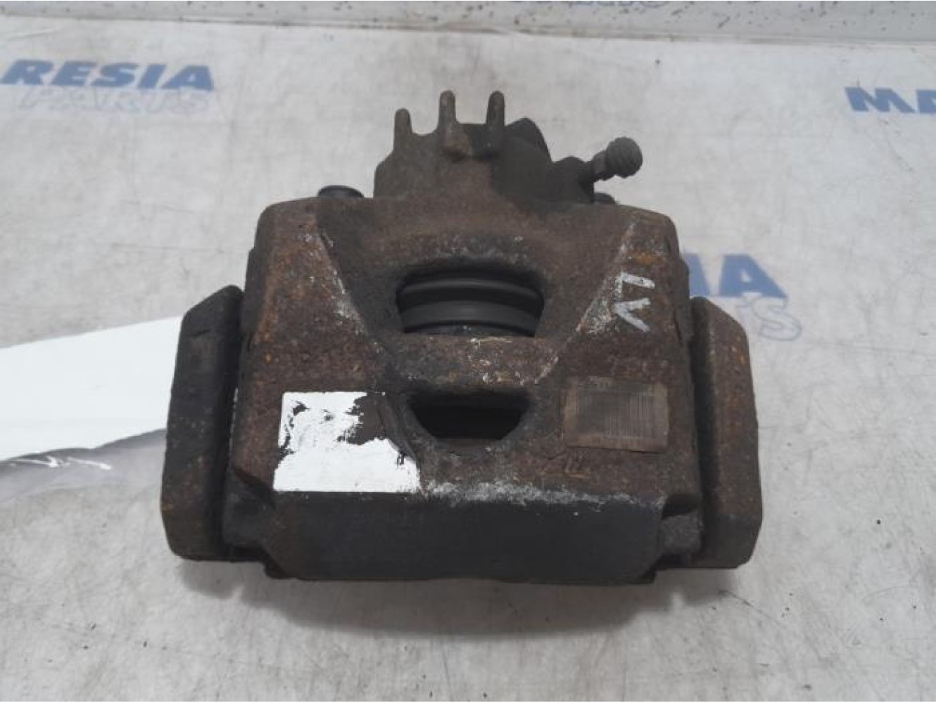Peugeot - Partner - Front brake calliper, left