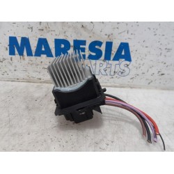 Renault - Clio - Heater resistor