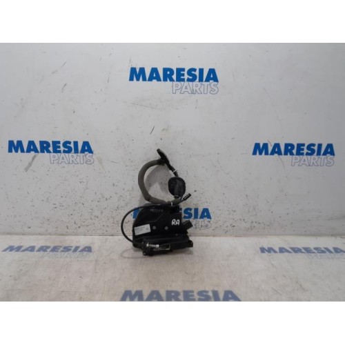 Renault - Clio - Rear door mechanism 4-door, right