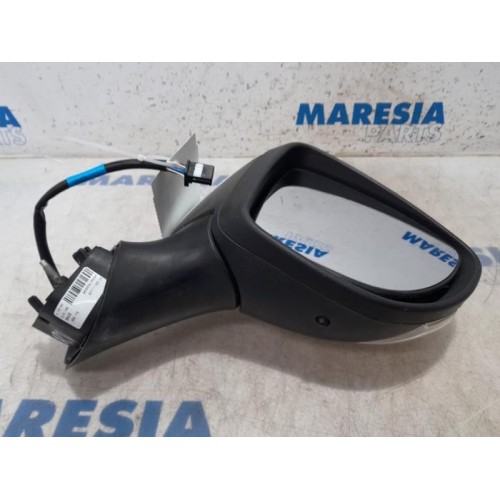 Renault - Clio - Wing mirror, right