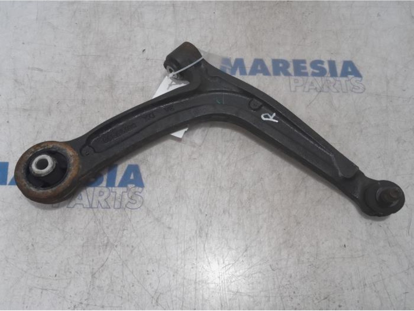 Fiat - 500 - Front lower wishbone, right