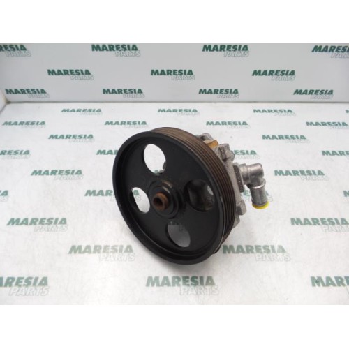 Peugeot - 406 - Power steering pump