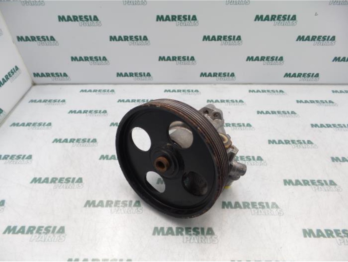 Peugeot - 406 - Pompe direction assistée