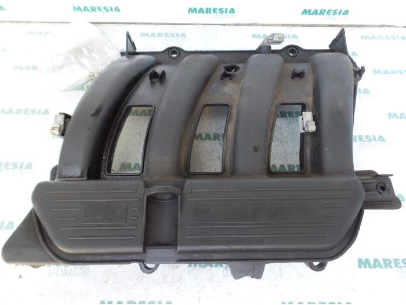 Renault - Megane Scenic - Intake manifold