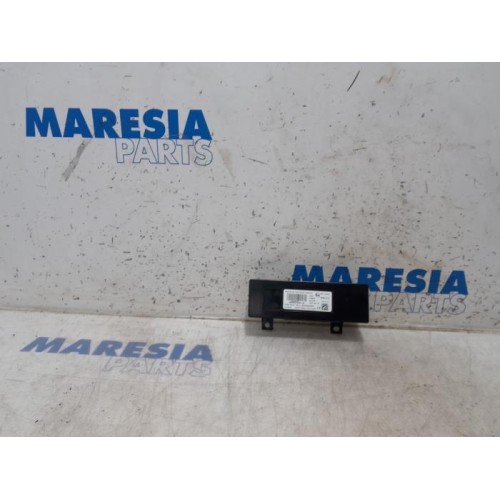 Citroen - C4 Cactus - Phone module