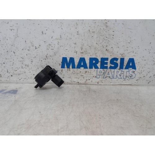 Citroen - C4 Cactus - Heater valve motor